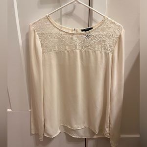 Cream lace blouse Size medium